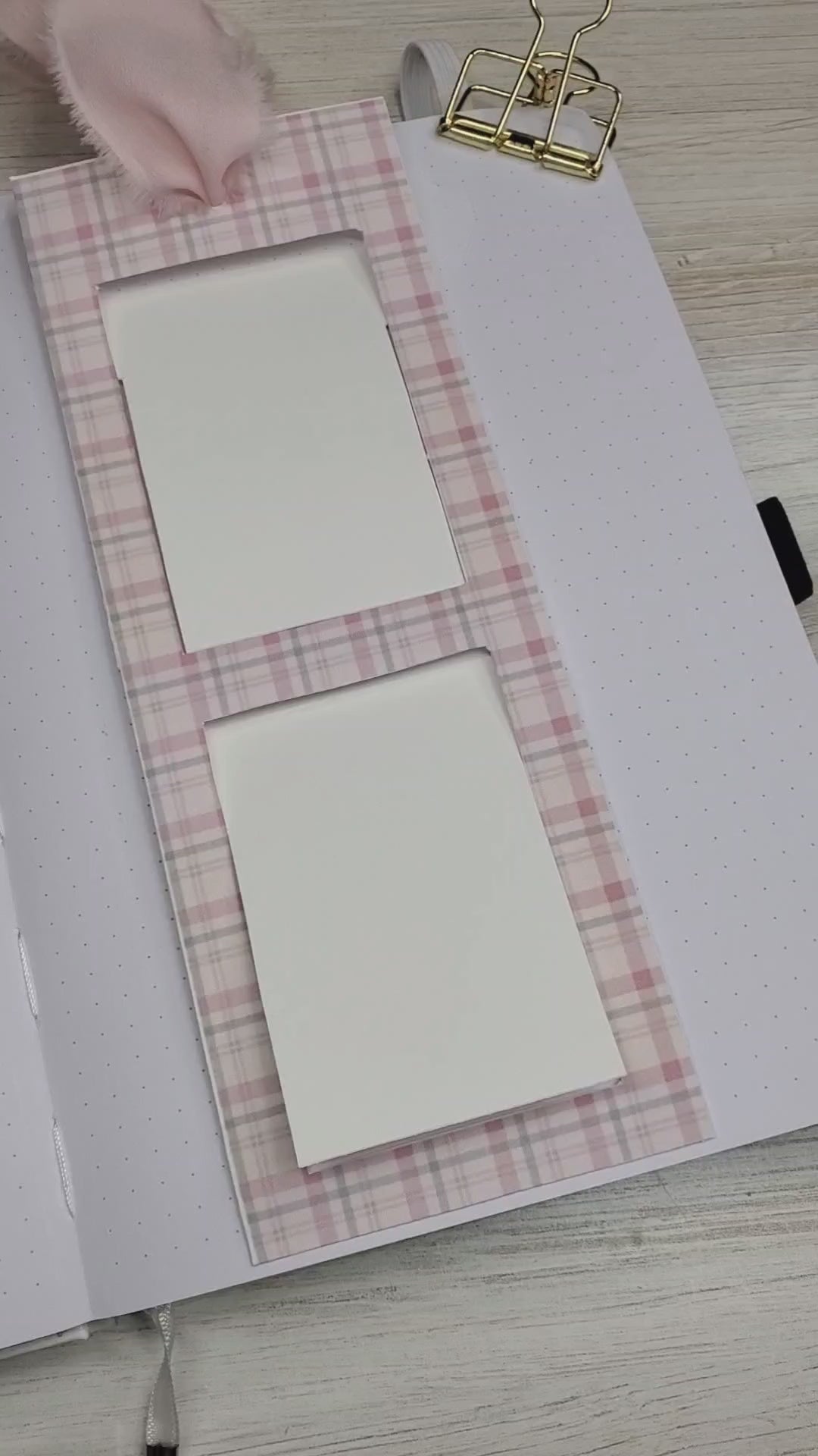 Double Window Slider  [ INSTAX ]