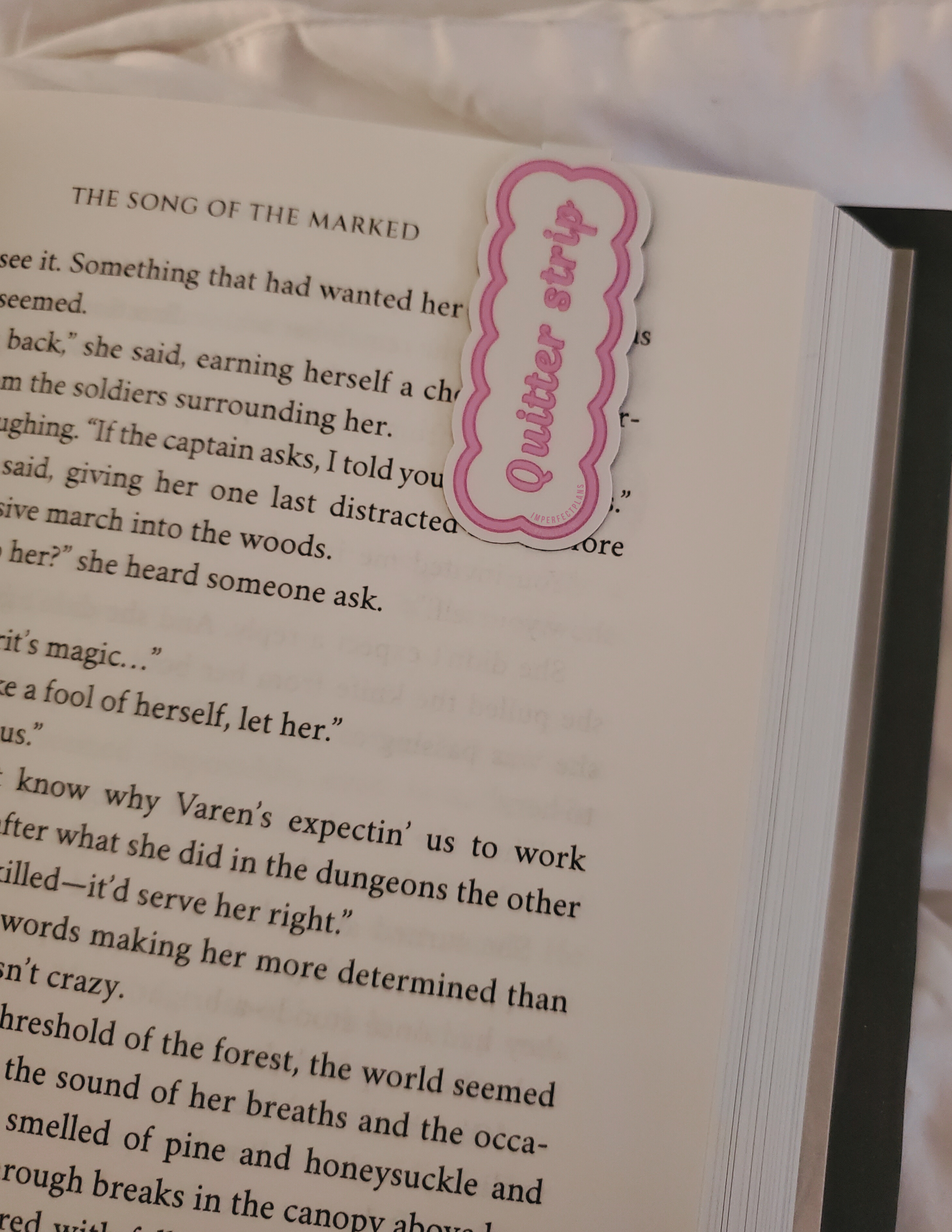 Quitter strip Magnetic bookmark